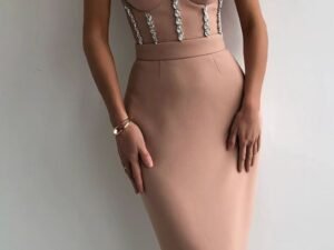 שמלת Bodycon סטרפלס אלגנטית