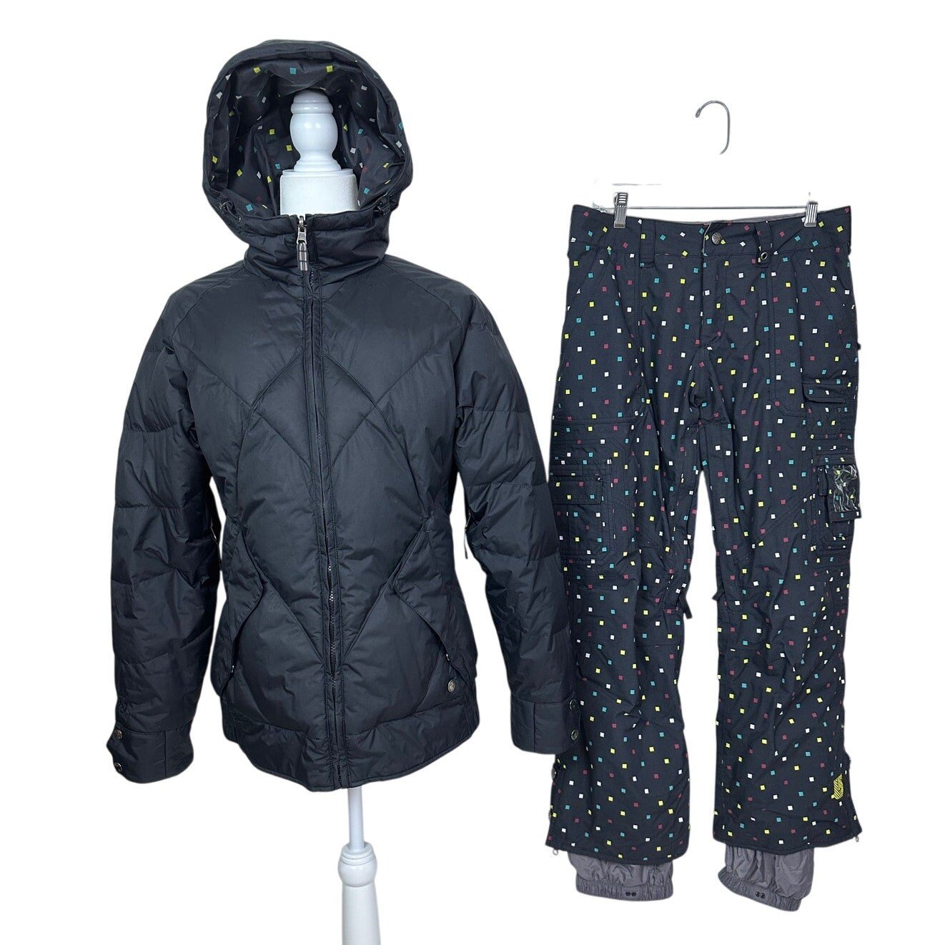 Burton Women’s Reversible Snowboard Jacket and Pants Set
