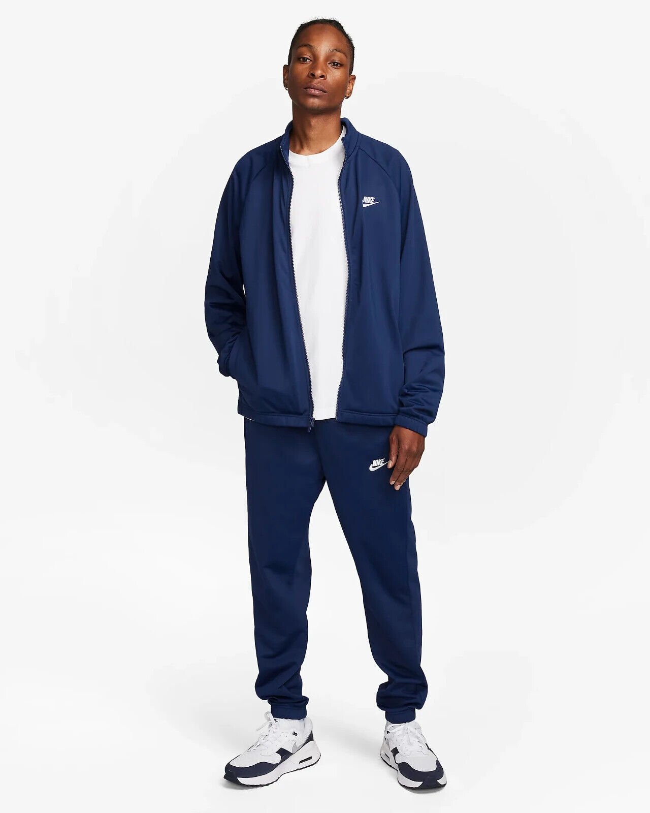 Nike Men’s Lightweight Summer Tracksuit with Zip Jacket and Joggers