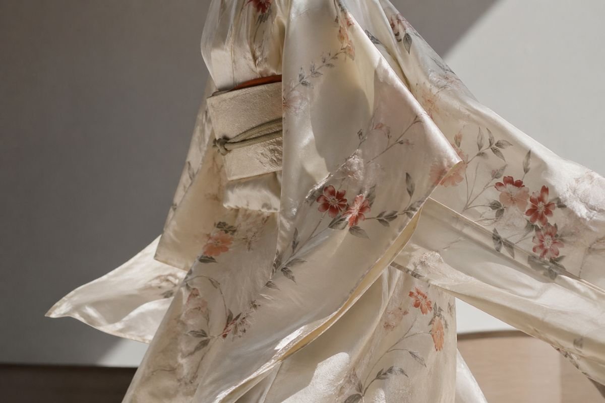 Kimono Fabrics and Materials